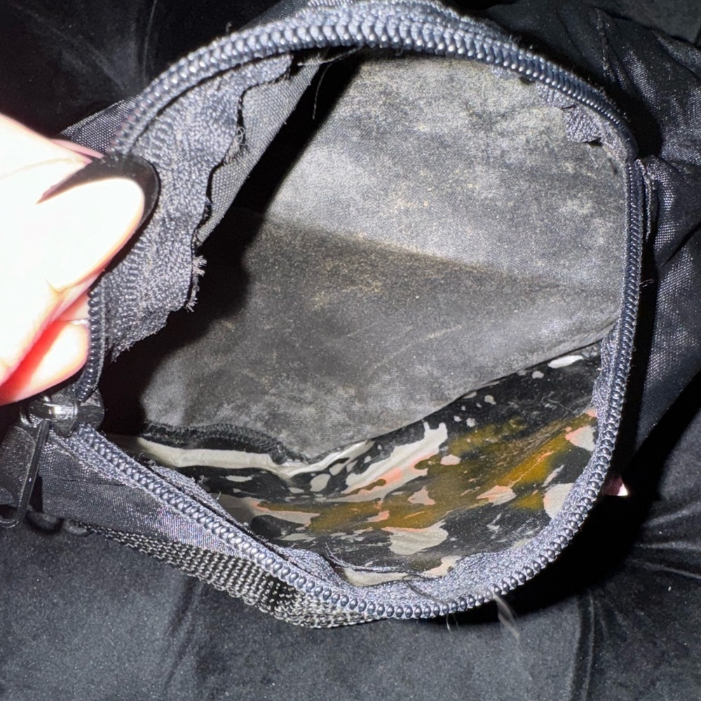 35th Anniversary VTG Disney Black Fanny Pack Belt Bag Mickey Mouse - Picture 8 of 11